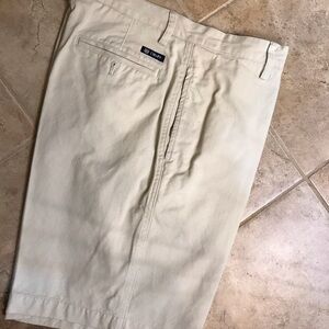 🩳 CHAPS Khaki Shorts